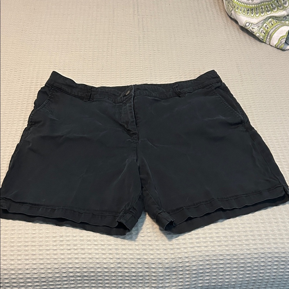 Tommy Bahama Women's Dark Shorts